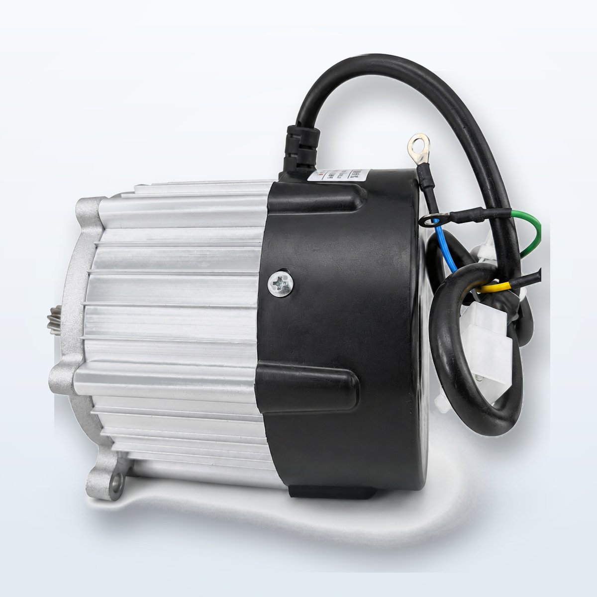 Engineering vehicle brushless motor compact structure