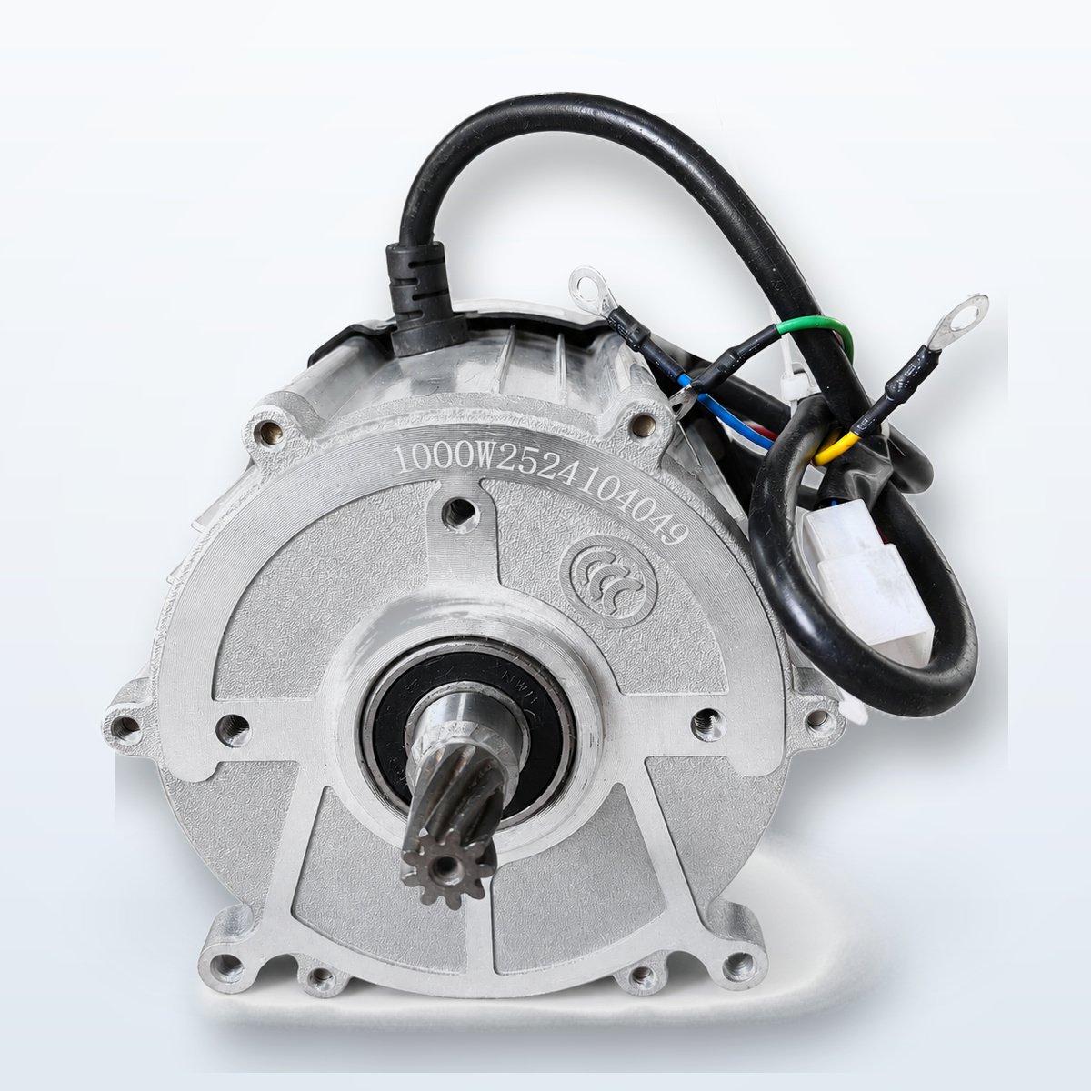 Engineering vehicle motor output shaft