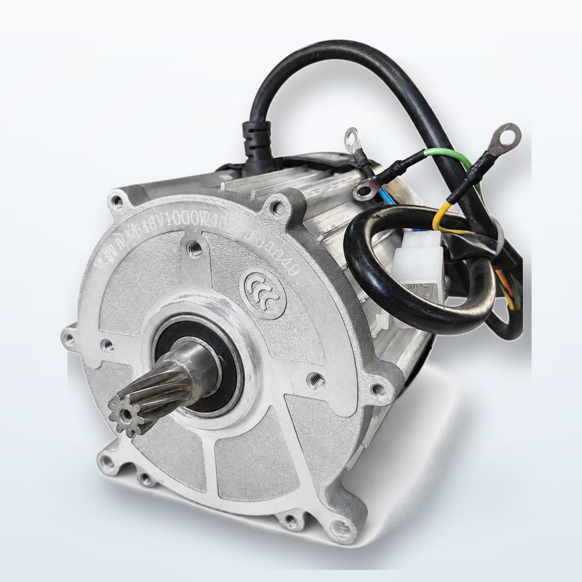 Engineering vehicle motor front mounting interface